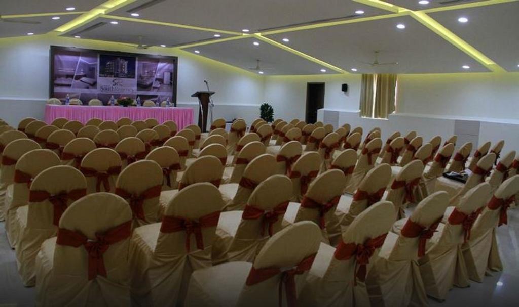 Hotel South Regency, Ernakulam Kochi Εξωτερικό φωτογραφία