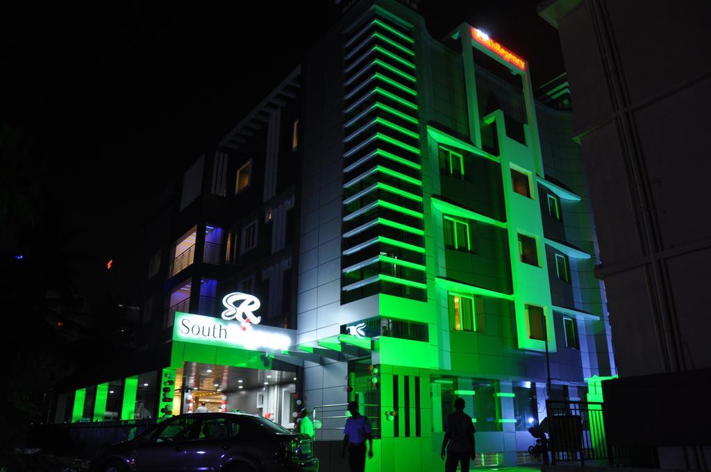 Hotel South Regency, Ernakulam Kochi Εξωτερικό φωτογραφία